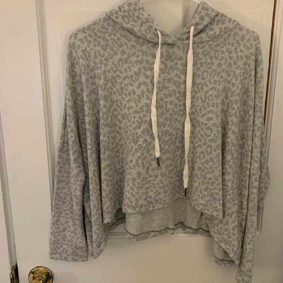 Gray Cheetah Olivaceous Matching Lounge Set - Picture 1 of 5